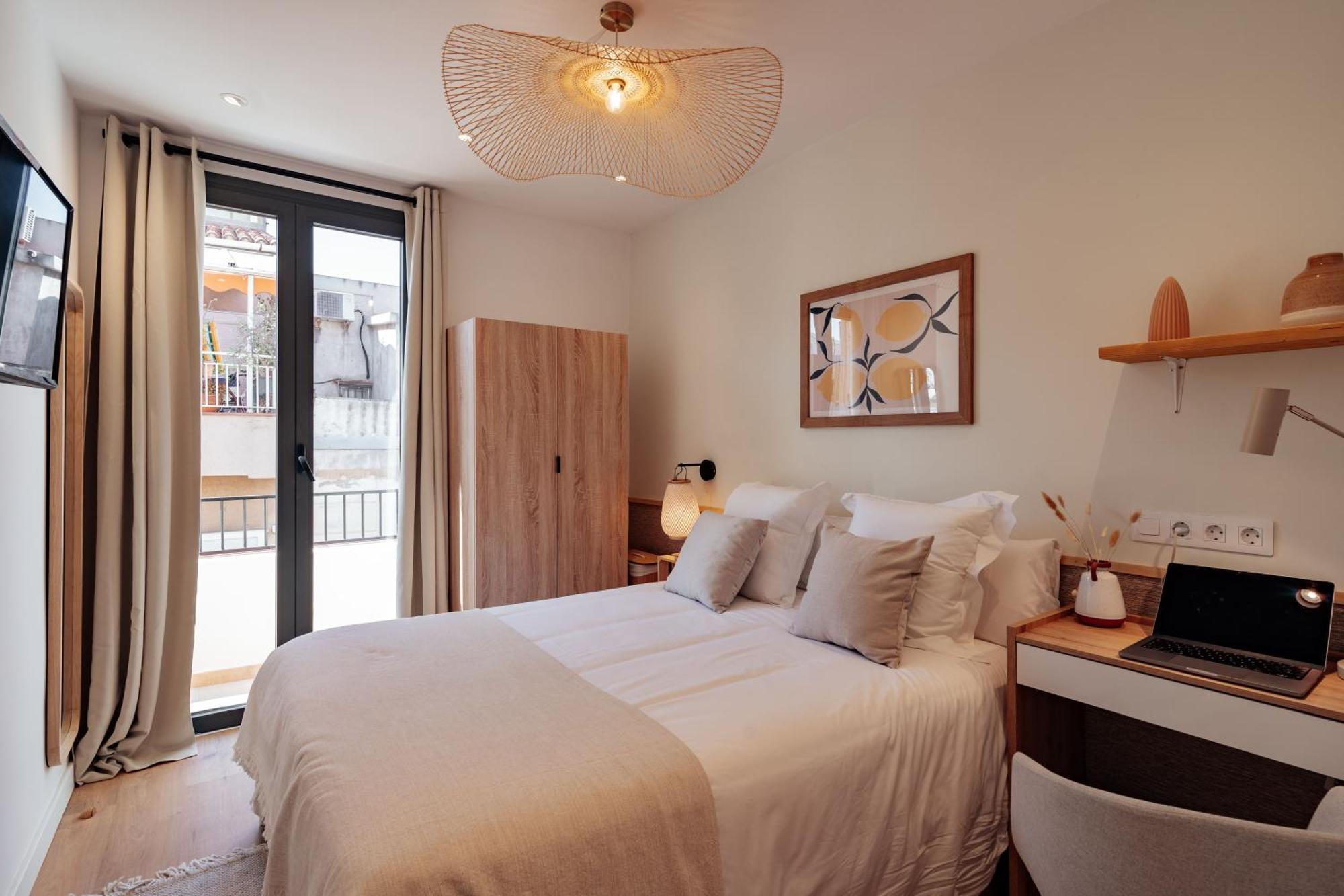 Casa Faro - 2 Bedroom Apartment In Gracia - Barcelona — Photos 1